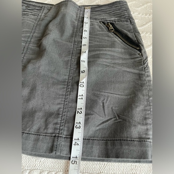 Armani Exchange Charcoal Distressed Mini Skirt Women’s Size 0 - Picture 11 of 14